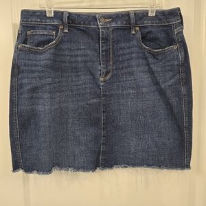 LIKE NEW Sonoma Denim Mini Skirt Dark Wash Size 16 / 16W